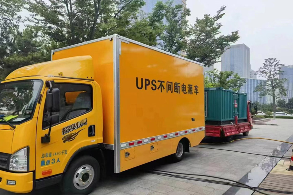 广丰发电机租赁施工现场